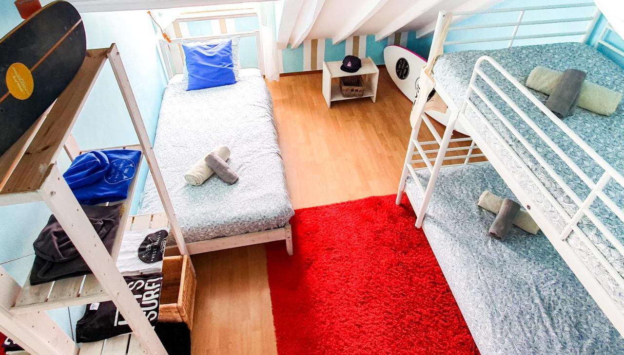 Ericeira Surf Camp Hostel Екстериор снимка