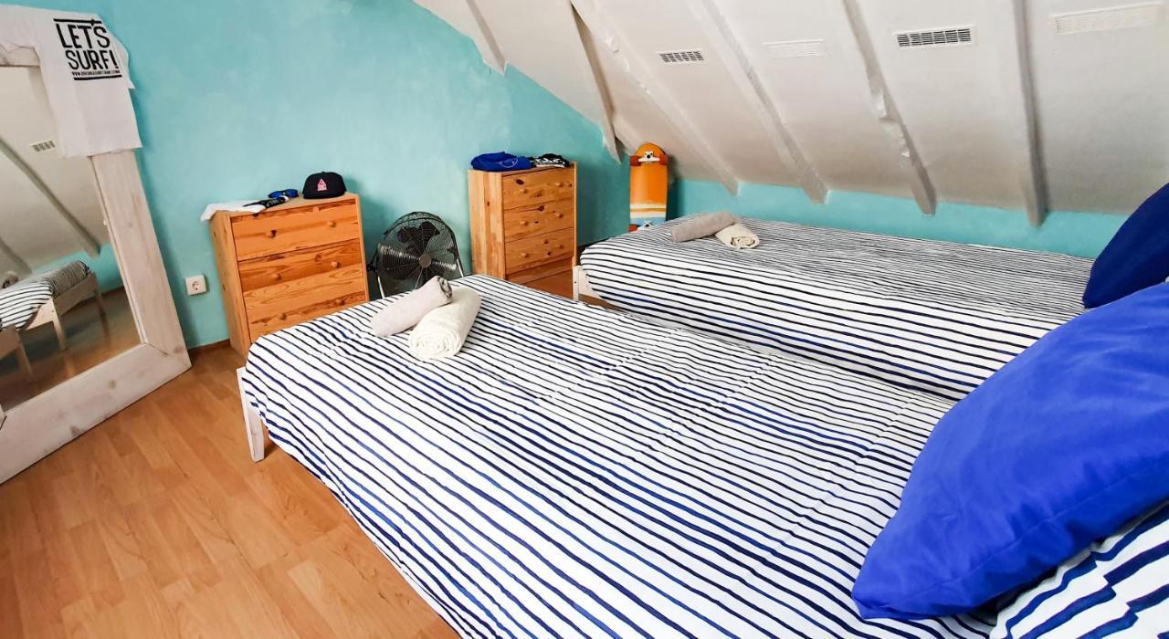 Ericeira Surf Camp Hostel Екстериор снимка