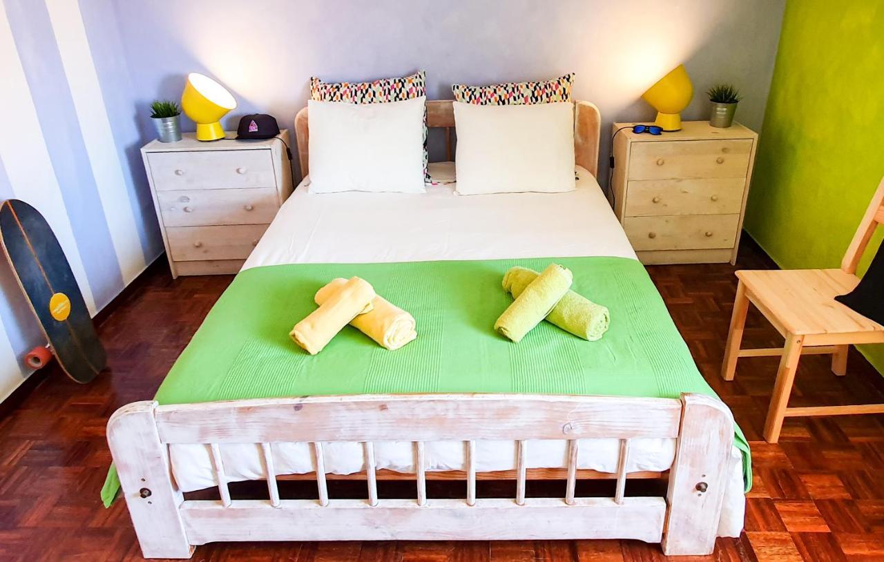Ericeira Surf Camp Hostel Екстериор снимка