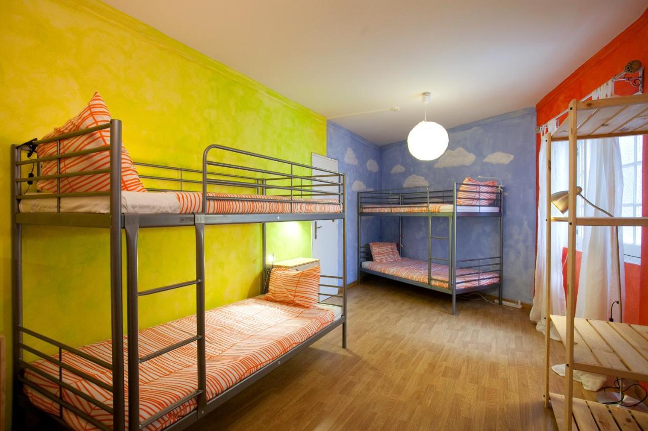 Ericeira Surf Camp Hostel Екстериор снимка
