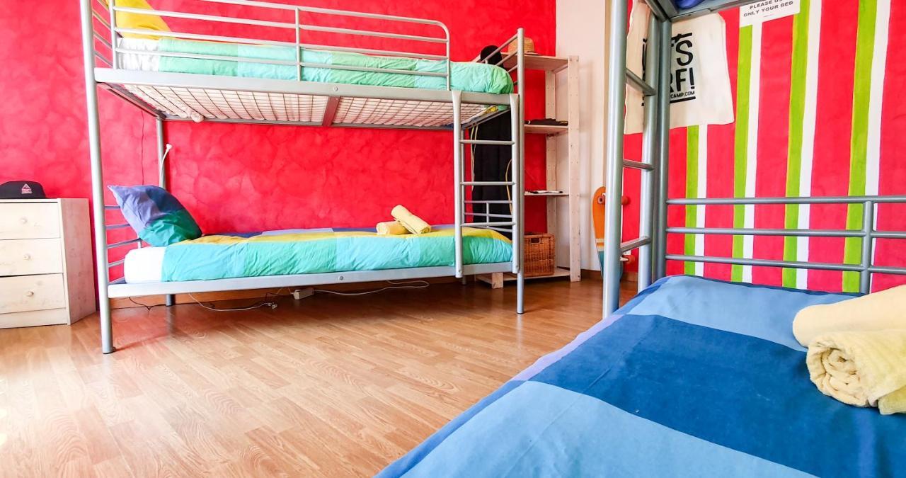 Ericeira Surf Camp Hostel Екстериор снимка