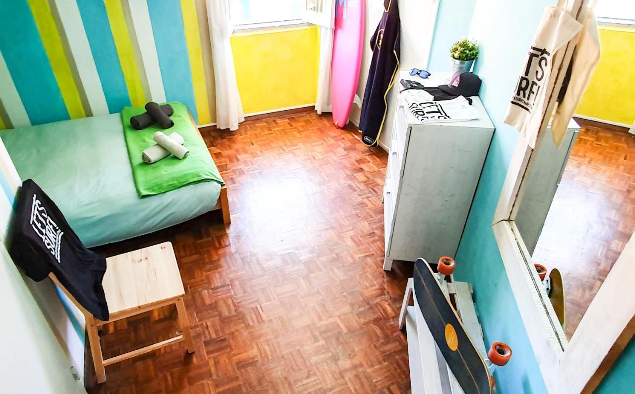 Ericeira Surf Camp Hostel Екстериор снимка