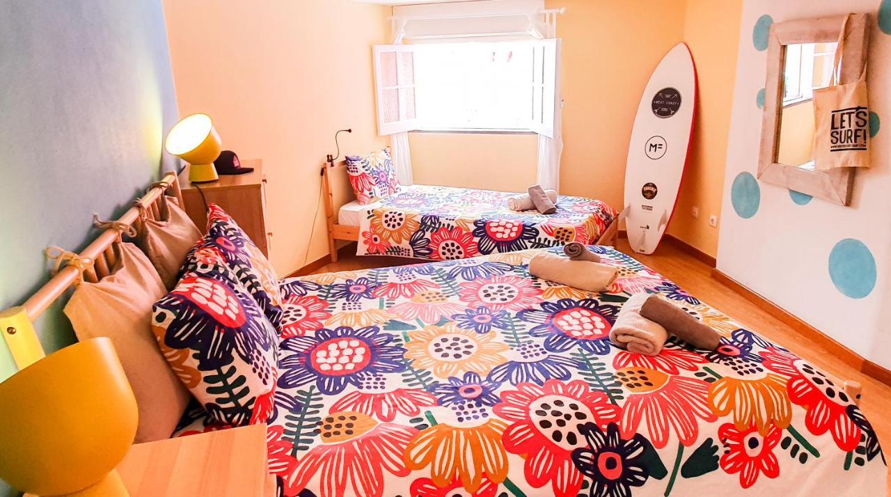 Ericeira Surf Camp Hostel Екстериор снимка
