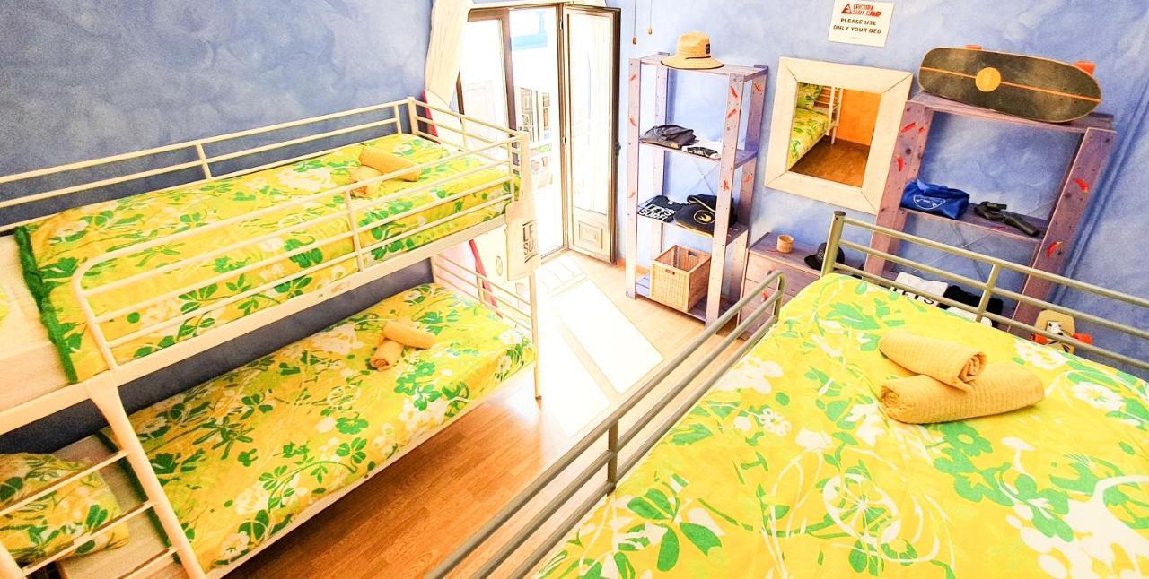 Ericeira Surf Camp Hostel Екстериор снимка