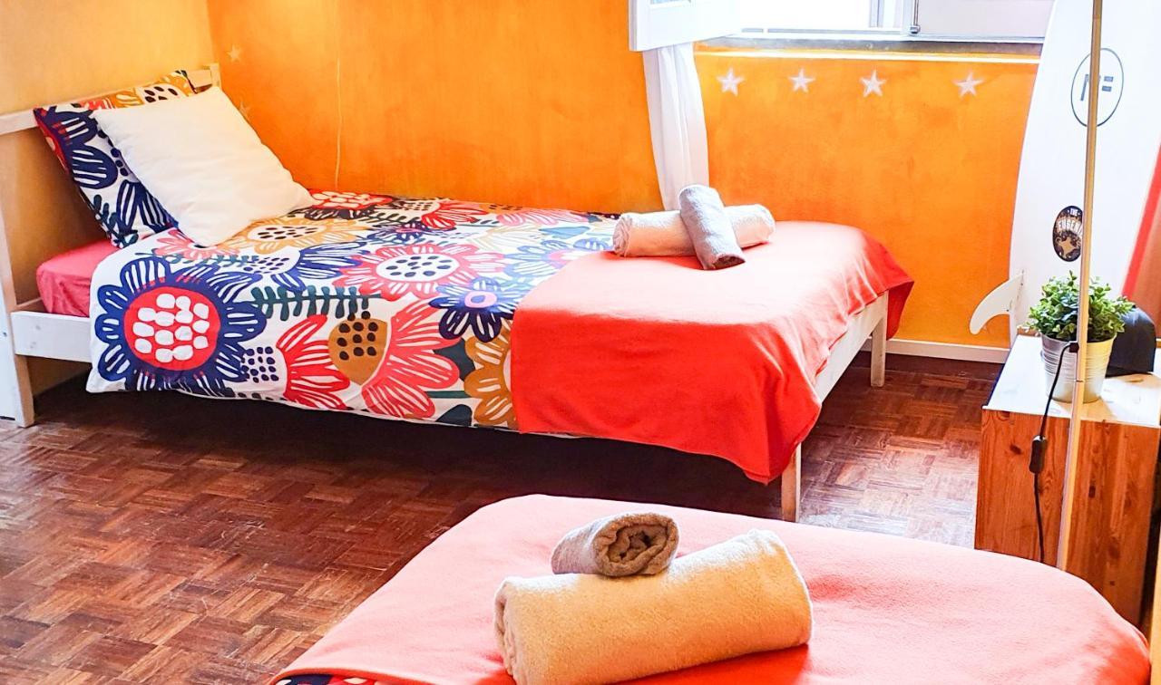 Ericeira Surf Camp Hostel Екстериор снимка
