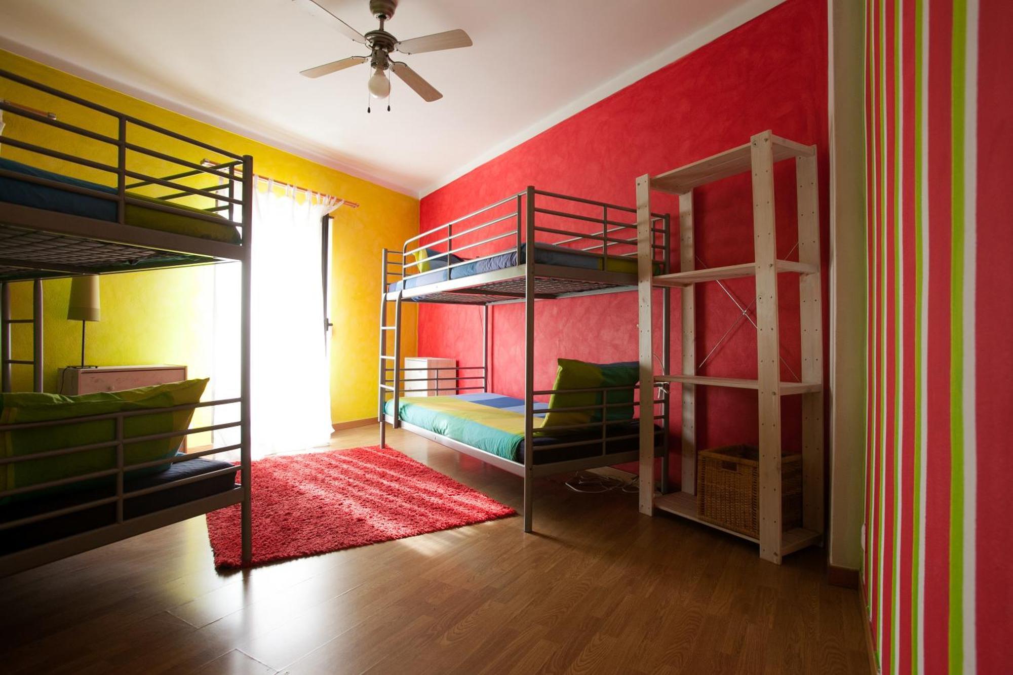 Ericeira Surf Camp Hostel Стая снимка